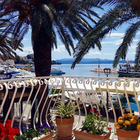 Boutique Waterfront Appartement