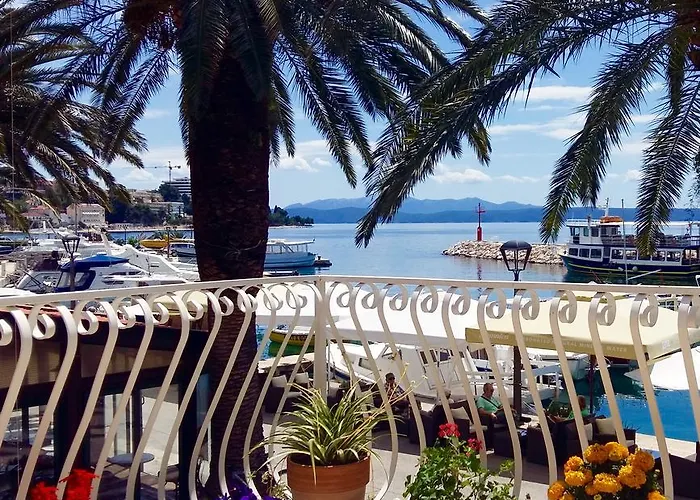Boutique Waterfront شقة
